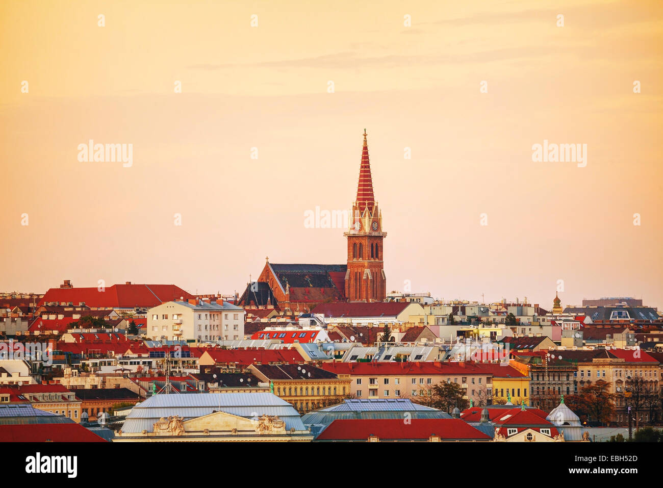 Vienna vista aerea di sera al tramonto Foto Stock