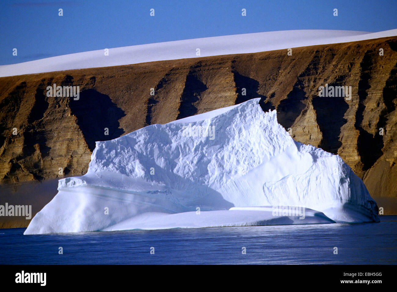 Iceberg di fronte all isola Herbert, Groenlandia, Avannaarsua, Herbert Insel Foto Stock