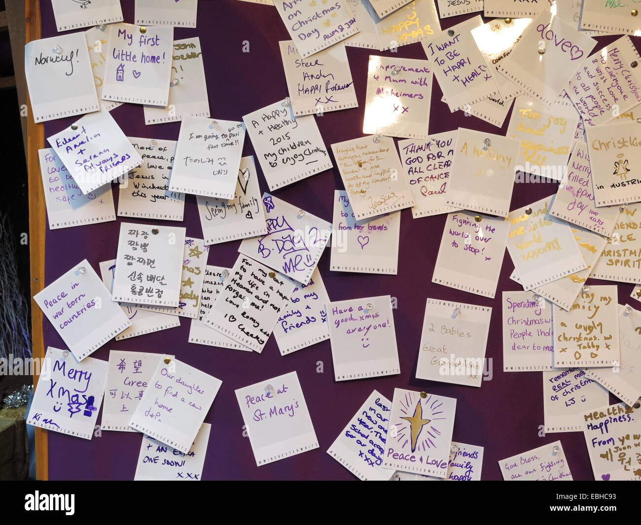 La Cattedrale di Winchester gli auguri di Natale Foto Stock