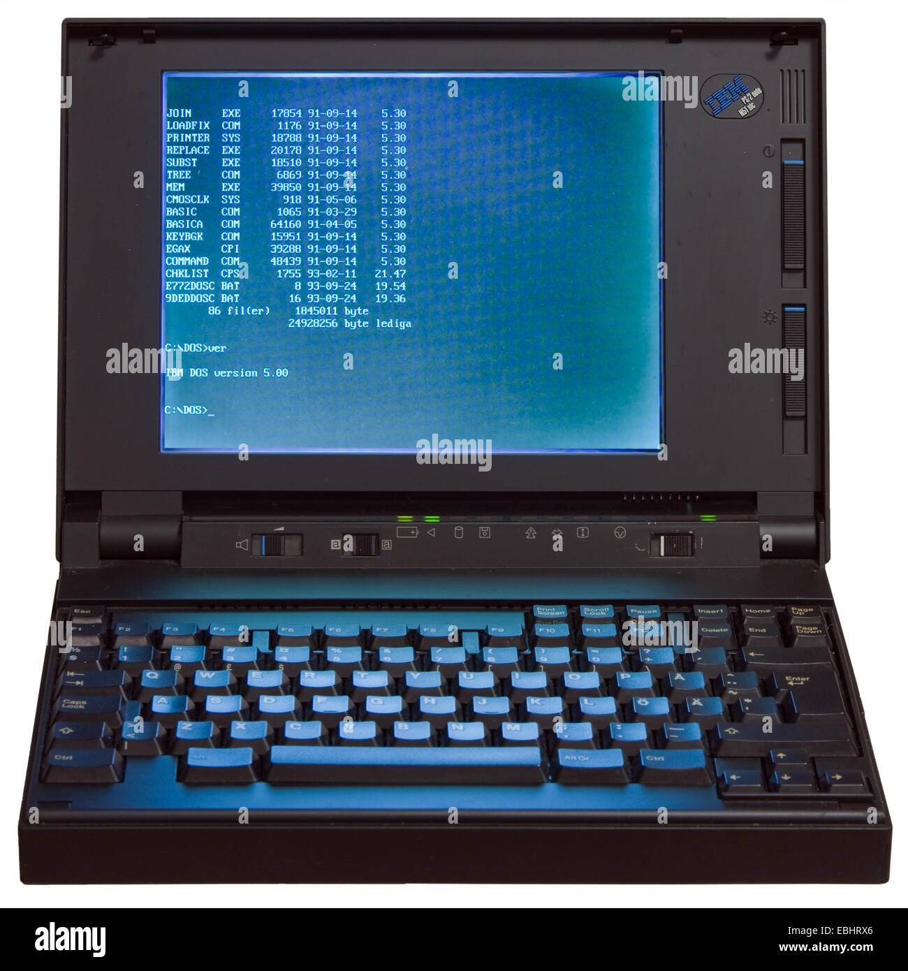 Un notebook IBM fin dai primi anni novanta, mostrando IBM DOS (il  funzionamento del disco Sistema) 5.0 Foto stock - Alamy