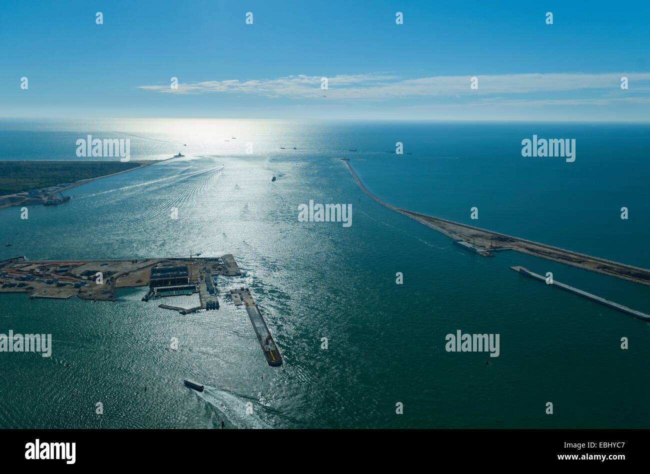 Vista aerea del mare ingresso dal Mar Adriatico e la laguna di Venezia con quella artificiale del Baccan di Sant Erasmo, Italia, Europa Foto Stock