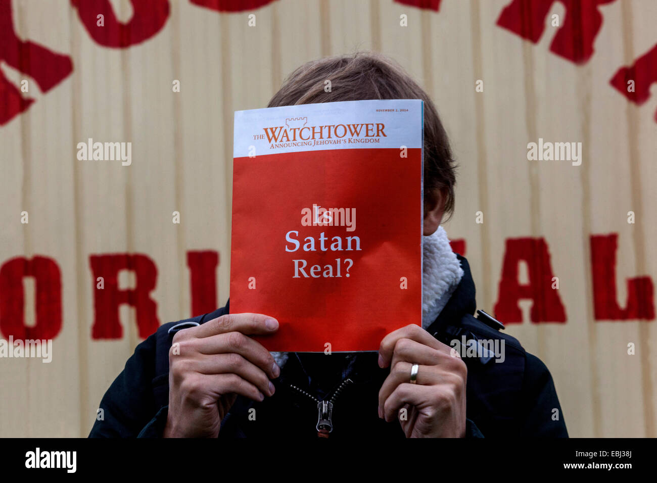 È Satana real ? Torre di avvistamento i Testimoni di Geova in Repubblica Ceca Foto Stock