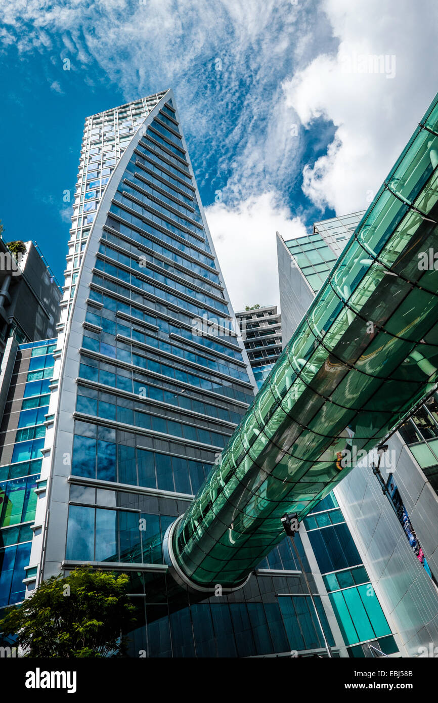 Moderna architettura degli edifici nella zona commerciale di Singapore Foto Stock