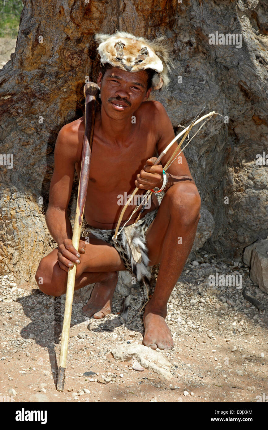 San uomo con arco e frecce, Sud Africa Foto Stock