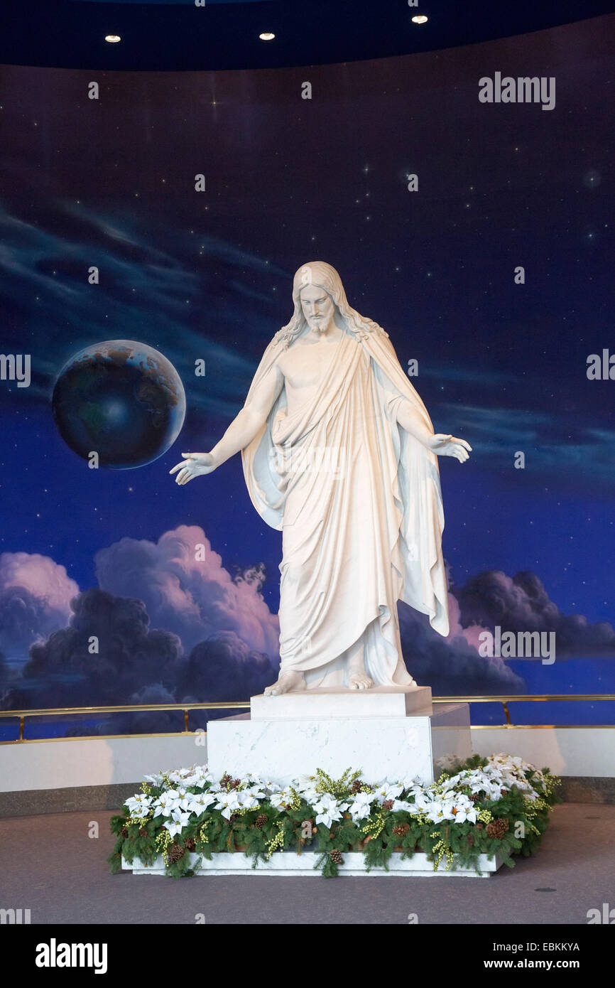 Salt Lake City, Utah - Una statua di Gesù Cristo in un Mormone Visitor Center di Temple Square. Foto Stock