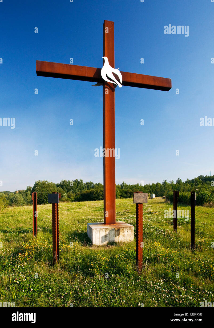 Croce Sachsenkreuz sulla pila bloccato Sachsen in Heessen, in Germania, in Renania settentrionale-Vestfalia, la zona della Ruhr, Hamm Foto Stock