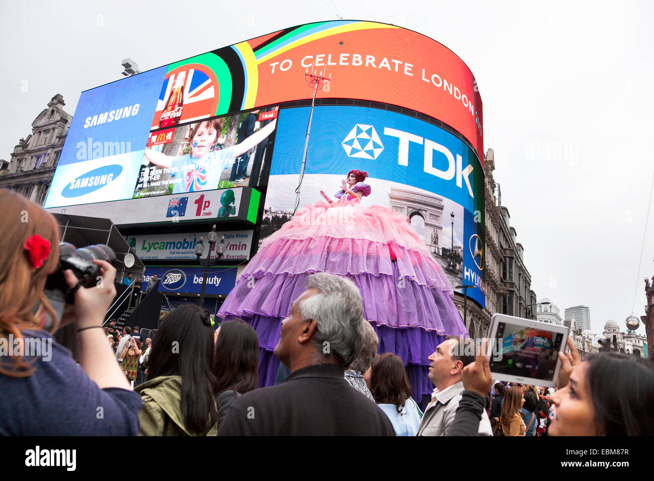 Gli artisti interpreti o esecutori in Regent Street Festival, settembre 2012 Foto Stock