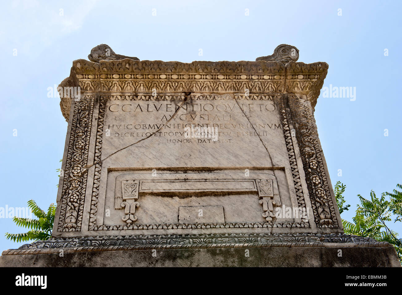 Tomba di Calventius Quietus sulla Via dei Sepolcri, Pompei, Campania, Italia Foto Stock