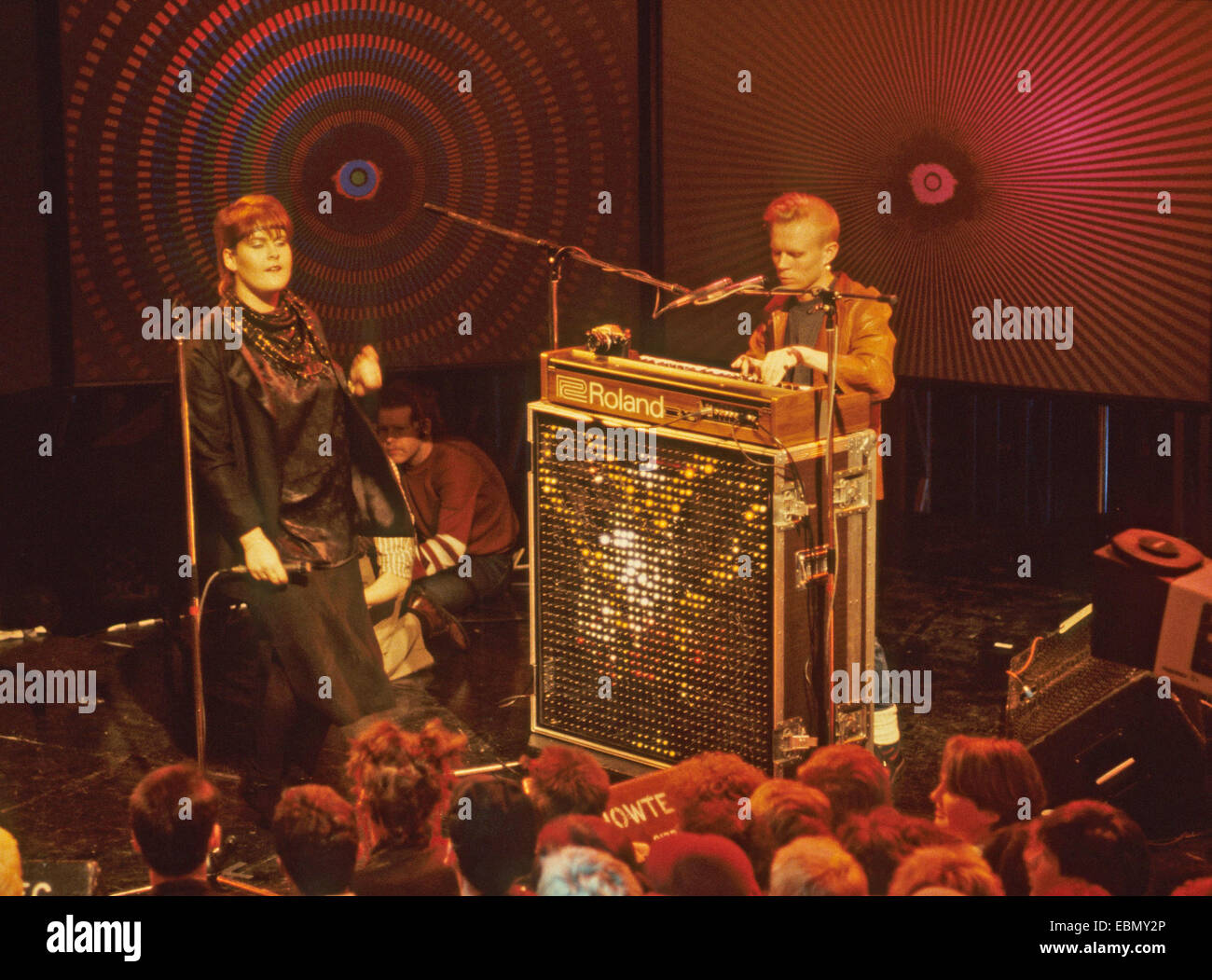 YAZOO inglese duo synthpop in TV mostra il tubo nel novembre 1982 con Alison Moyet e vince Clarke Foto Stock