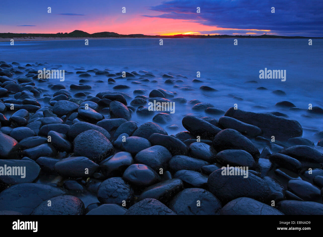 Stony costa del Northumberland, Regno Unito, Inghilterra, Northumberland Foto Stock