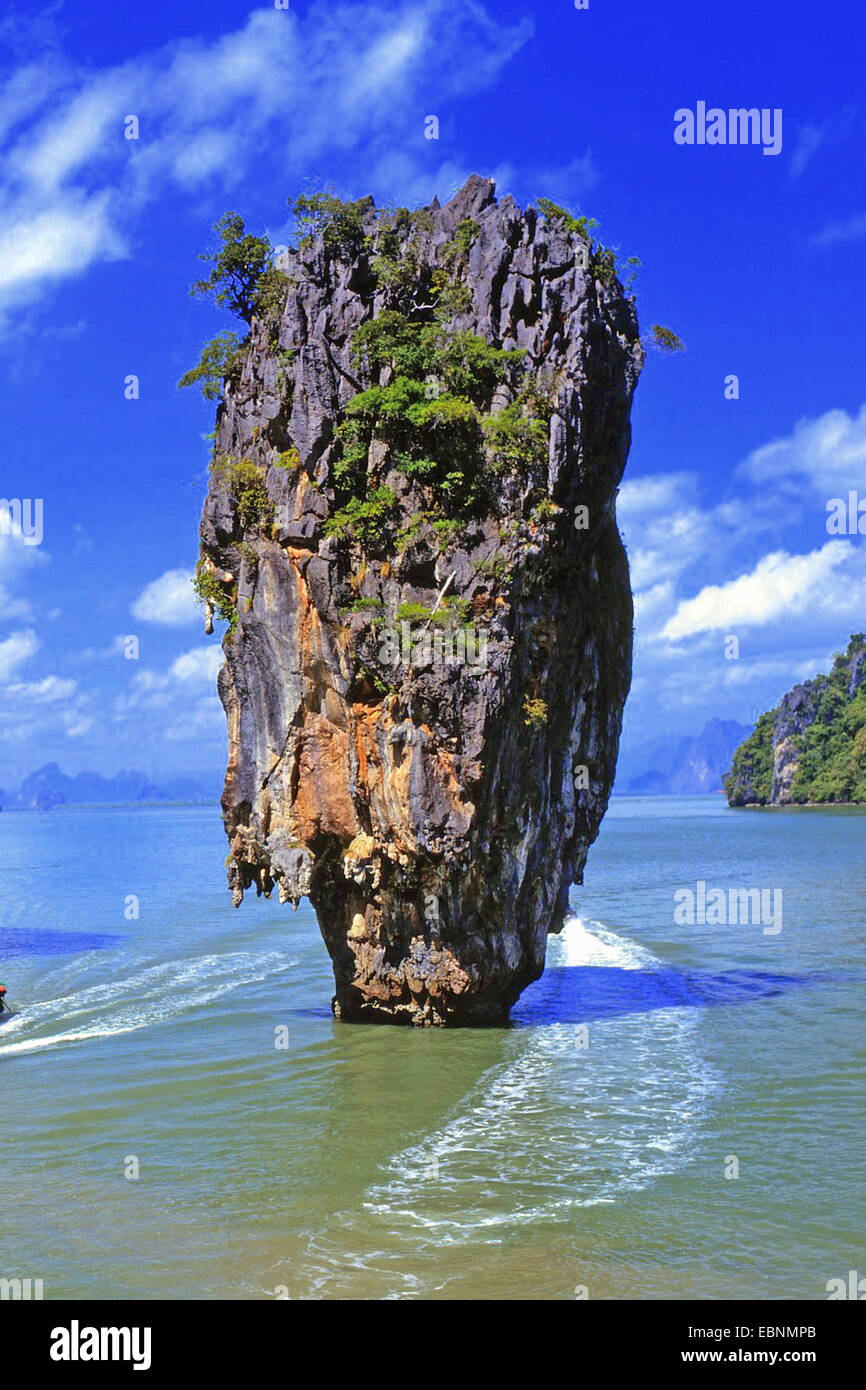 Isola di James Bond, famos rock all'Ao Phang Nga National Park nel sud della thailandia, tailandia, Ao Phang Nga Parco nazionale Khao Ta-Pu Foto Stock