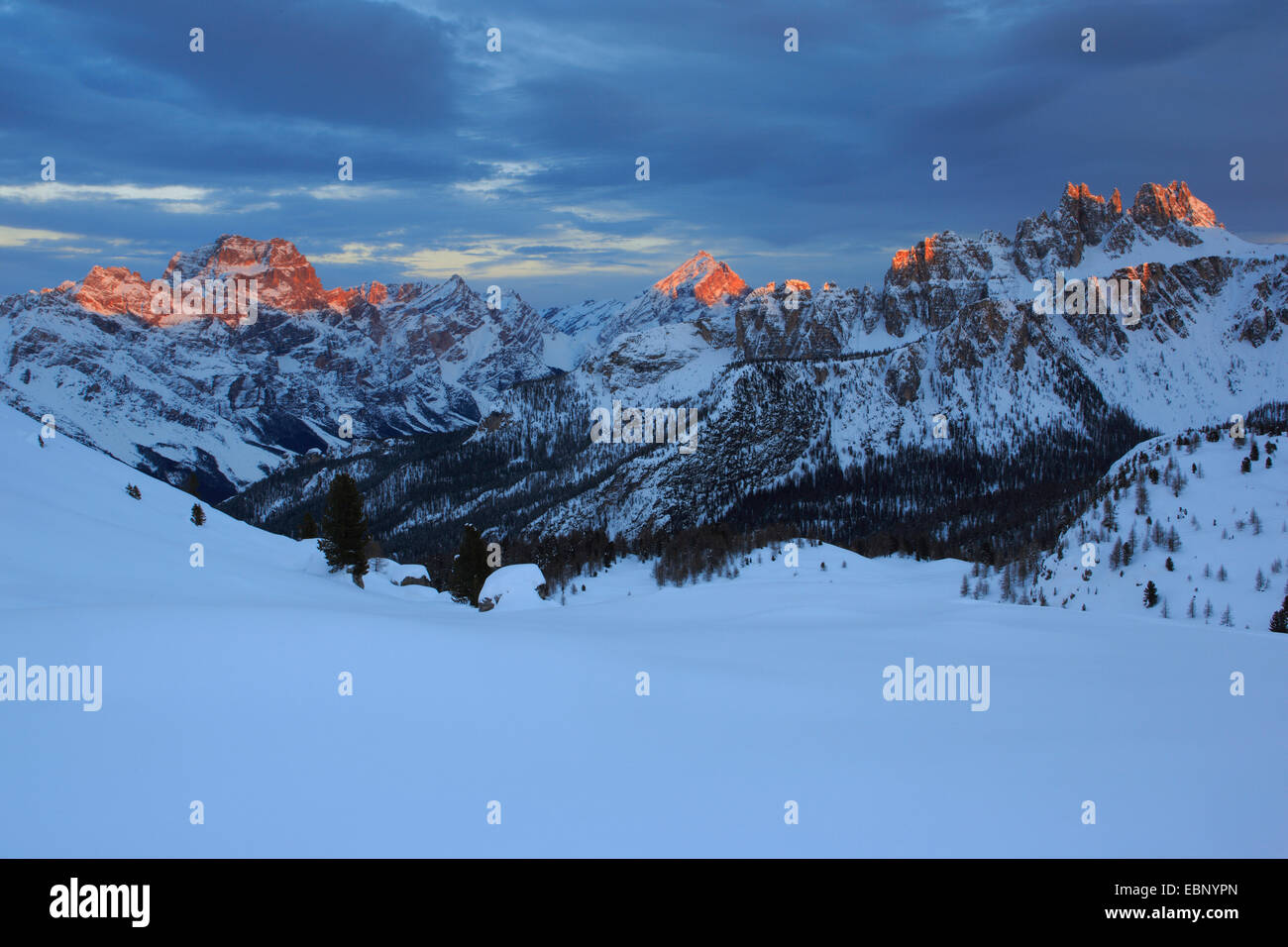 Sorapis, Antelao, Croda da Lago al tramonto, Italia, Alto Adige, Dolomiti Foto Stock