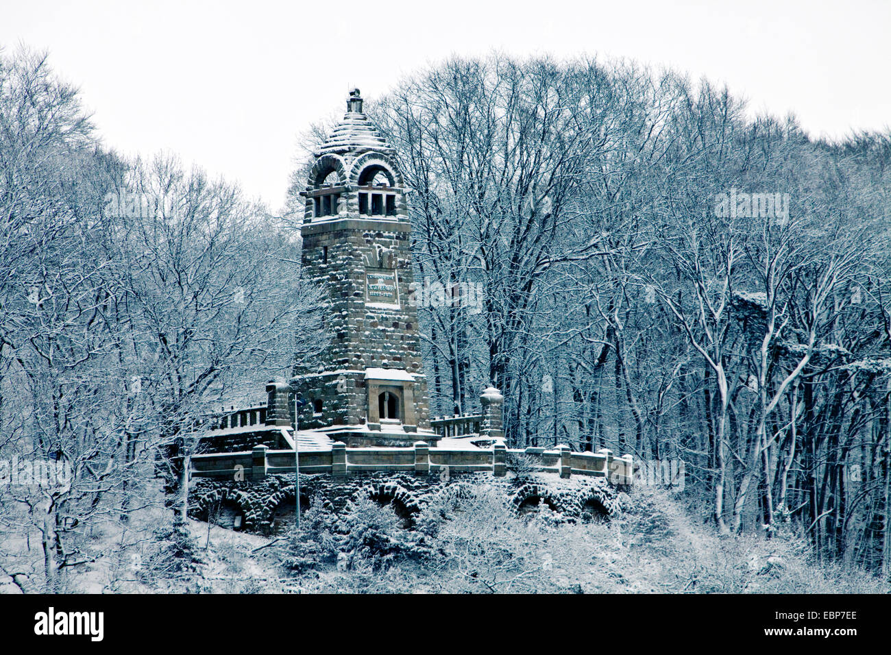 Berger monumento nella neve, in Germania, in Renania settentrionale-Vestfalia, la zona della Ruhr, Witten Foto Stock