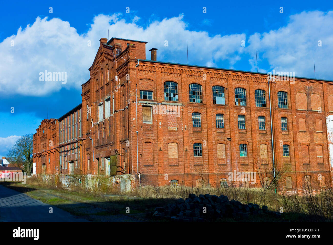 Il vecchio edificio in fabbrica su Bremer area Woll-Kaemmerei, Germania, Brema Foto Stock
