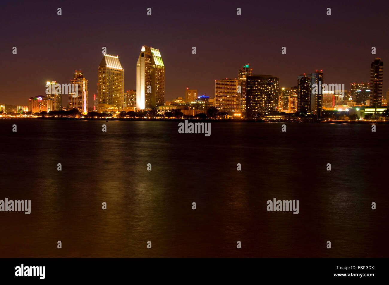 Il centro cittadino di San Diego di notte, Centennial Park, Coronado, California Foto Stock