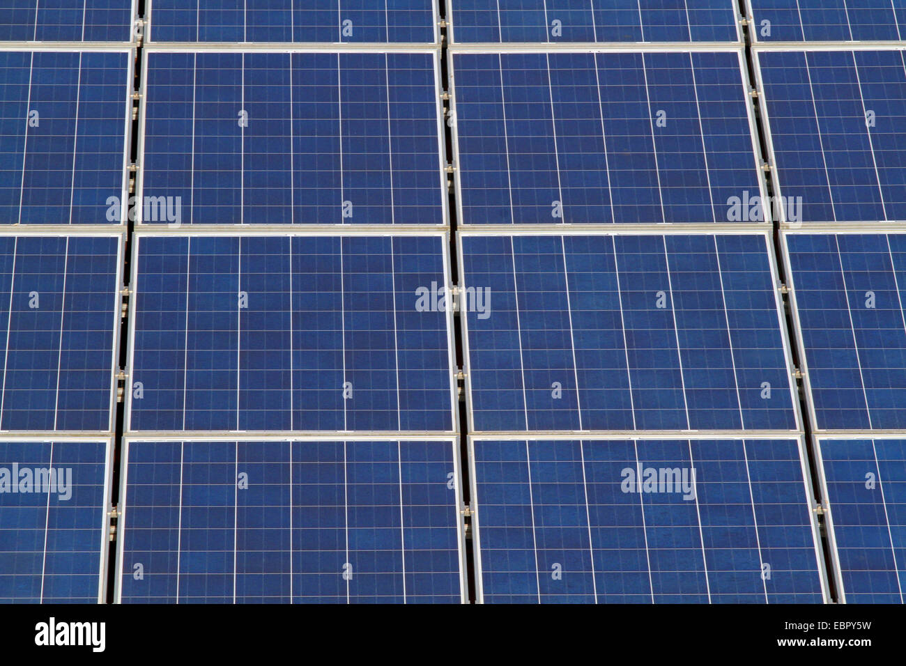 Il tetto a energia solare sistema, Germania Foto Stock