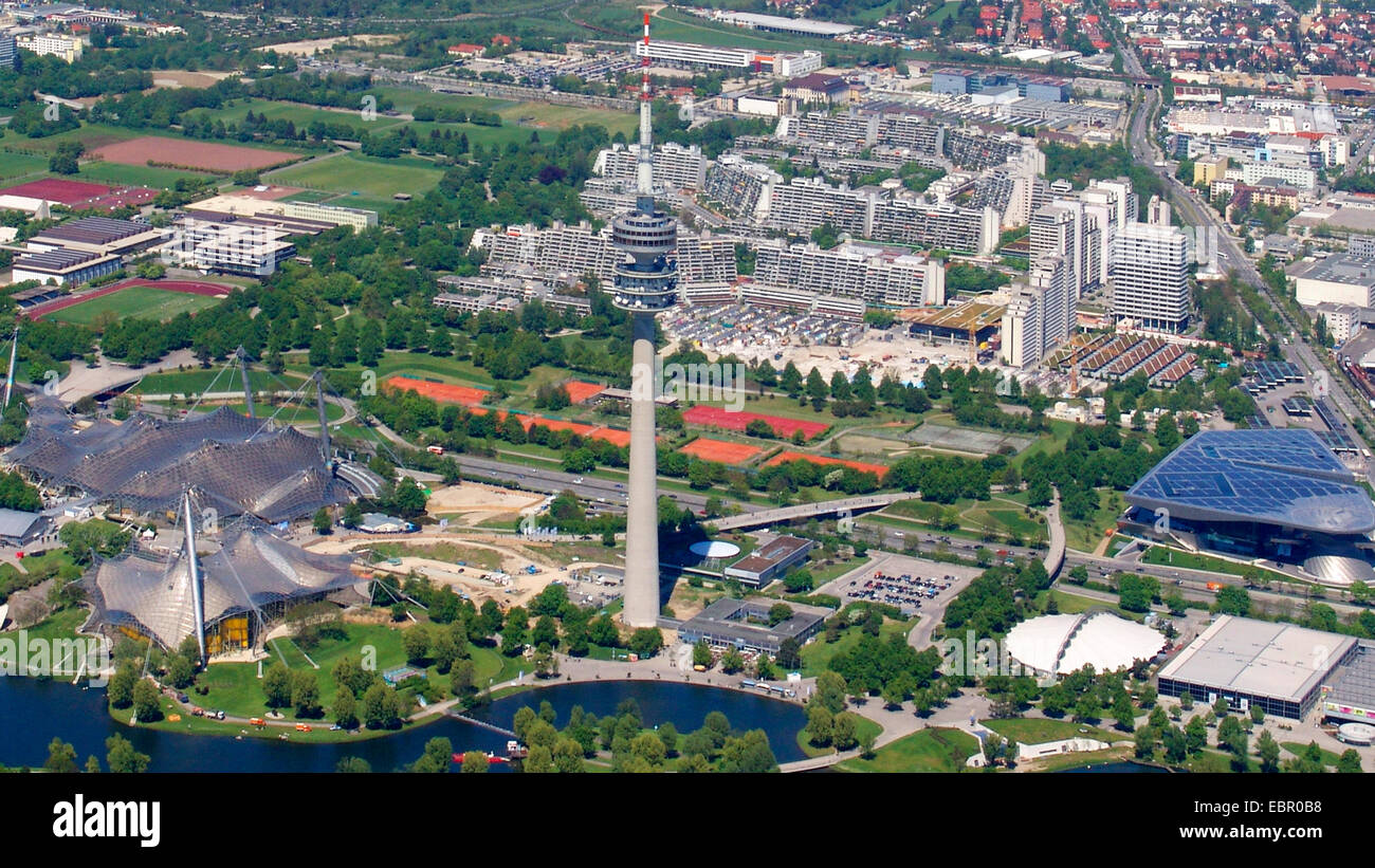 Vista aerea di Olympic Tower con lo Stadio Olimpico, 8.5.2008, in Germania, in Baviera, Muenchen Foto Stock