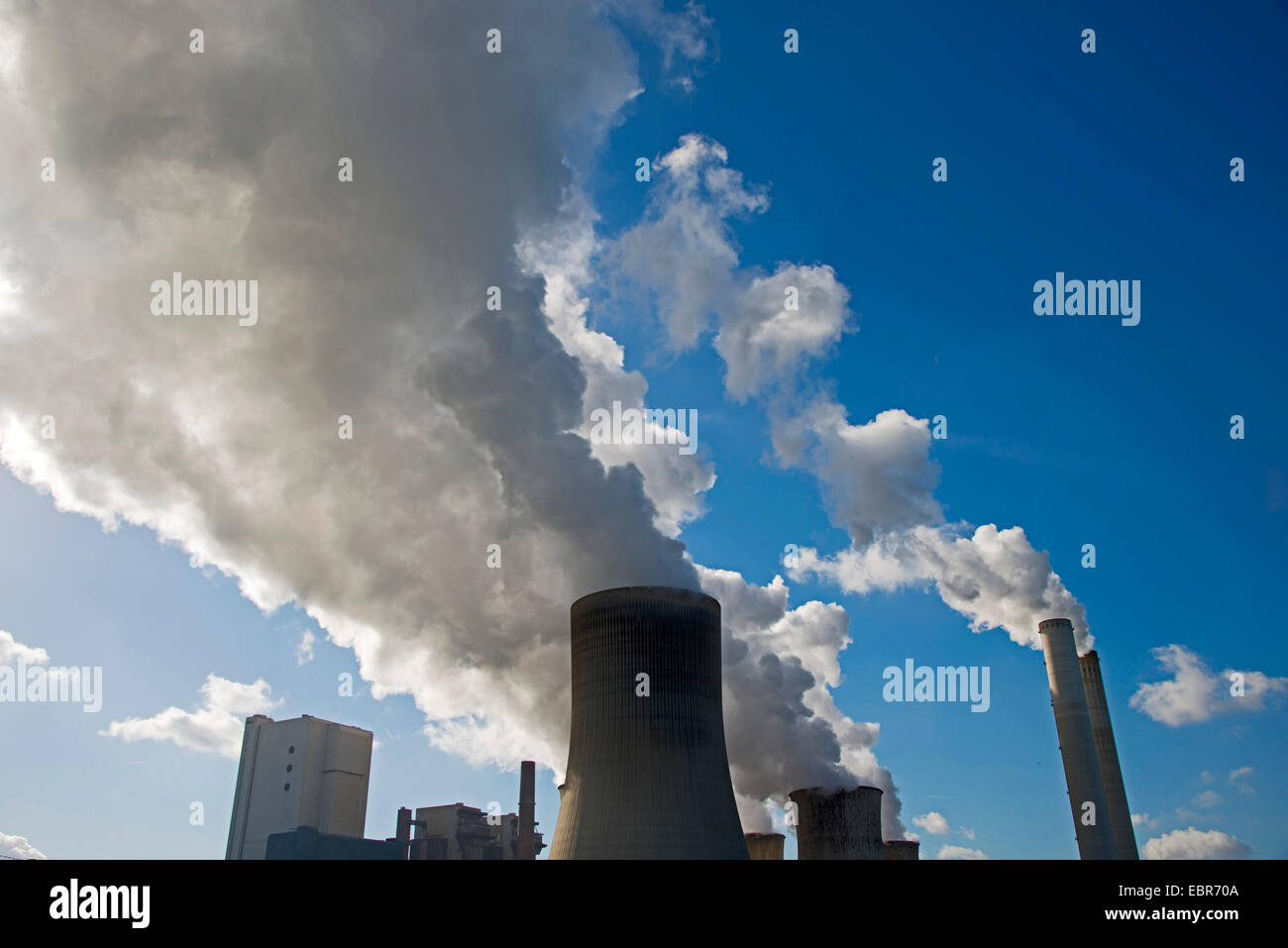 Brown di centrali elettriche a carbone RWE-potenza in Niederaussem, in Germania, in Renania settentrionale-Vestfalia, Niederaussem Foto Stock