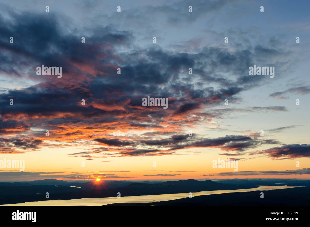 Vista dal Monte Elgahogna sul lago Femunden, Norvegia, Hedmark Fylke, Femundsmarka National Park Foto Stock