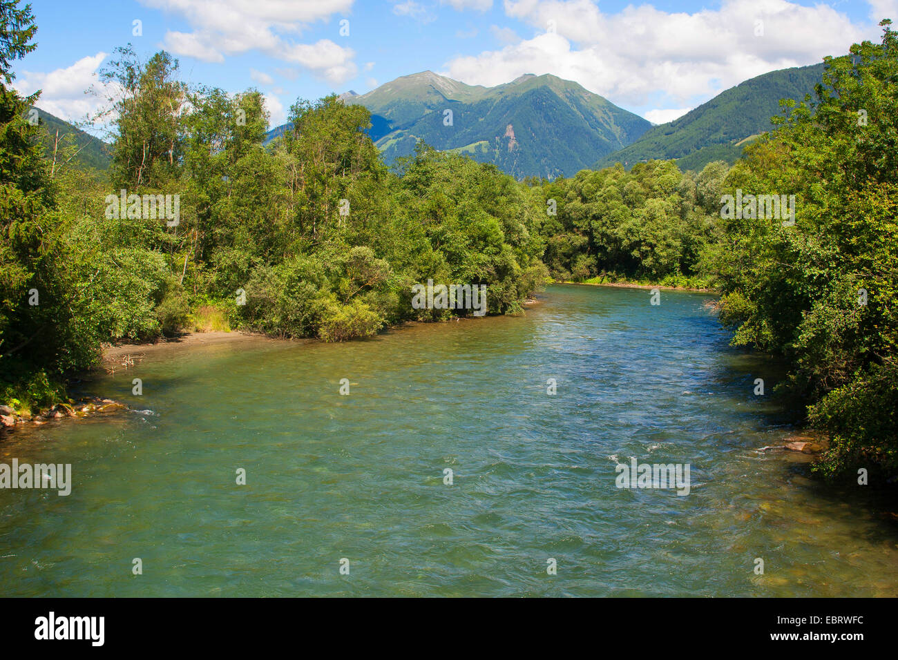 Moell fiume di montagna nelle Alpi, Austria, Kaernten Foto Stock