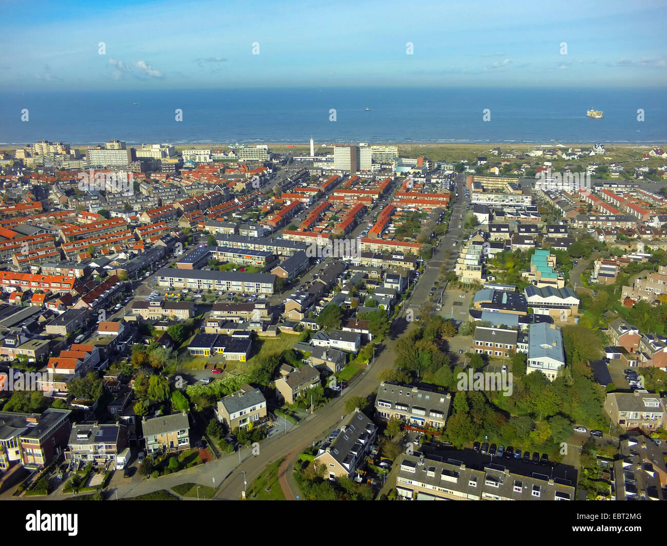 Vista aerea della città e il Mare del Nord, Paesi Bassi, South Holland, Noordwijk Foto Stock