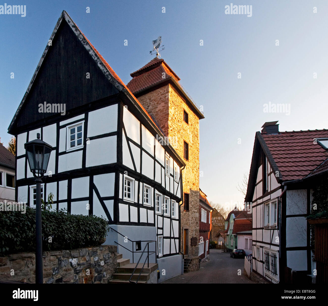 Teufelsturm nella luce della sera, in Germania, in Renania settentrionale-Vestfalia, Sauerland, Menden Foto Stock