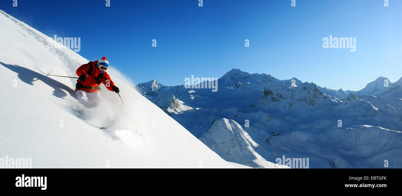 I fuori pista a La Plagne ski ressort, Francia, Savoie Foto Stock