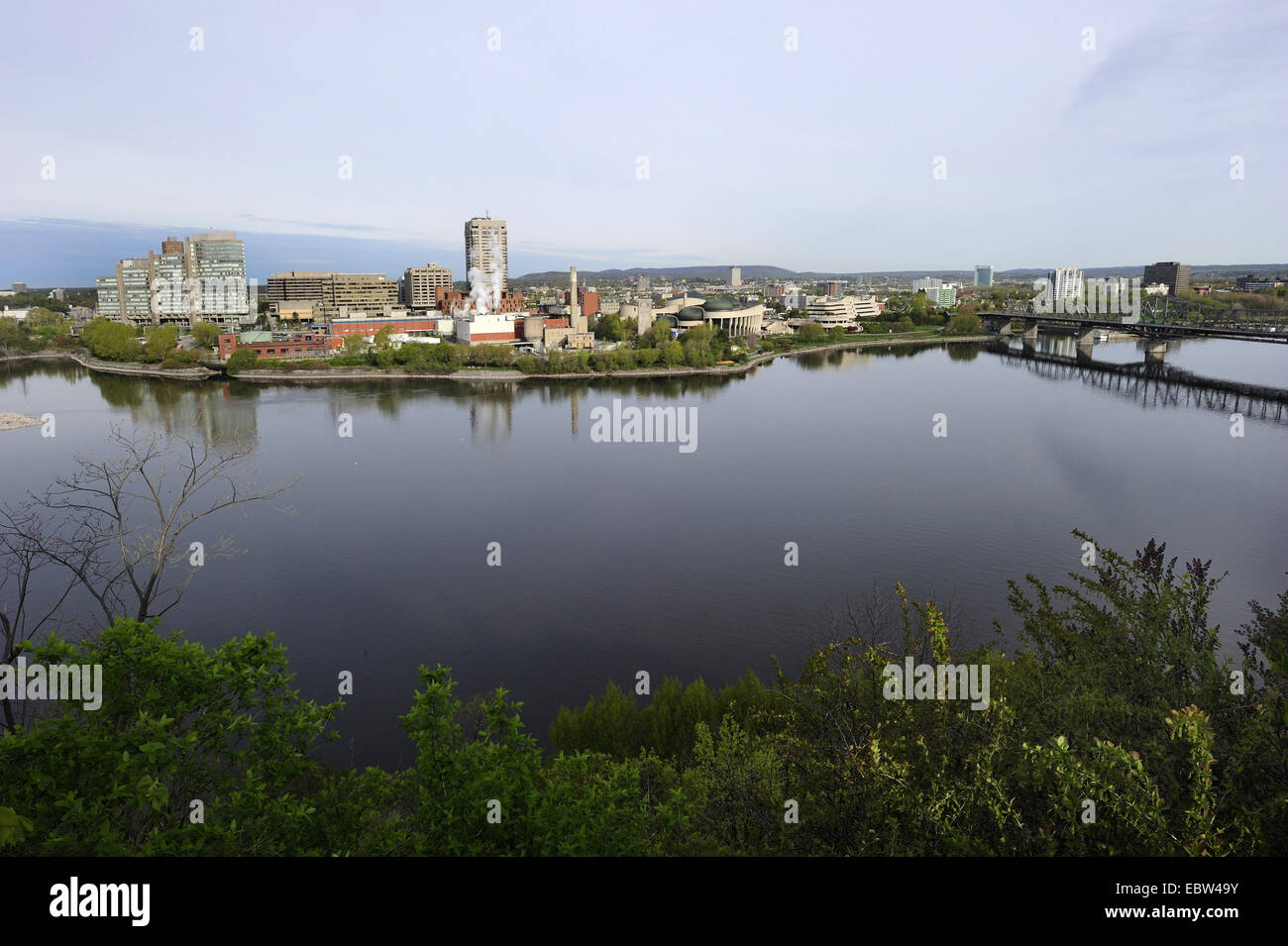 Vista del francese Gatineau a fiume Ottawa, Canada, Québec, Gatineau Foto Stock