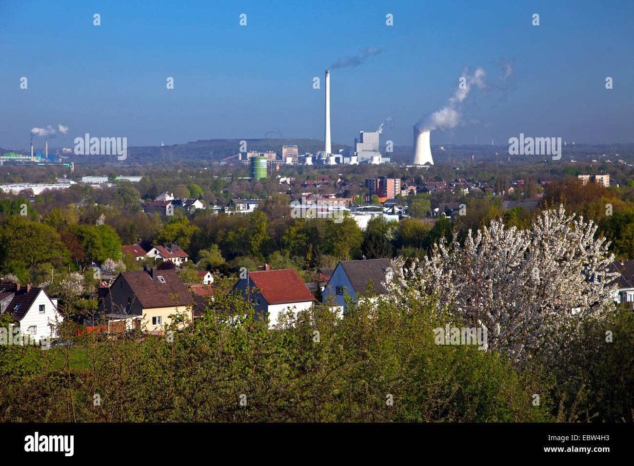 Vista da Tippelsberg alla stazione di alimentazione di Herne, Germania, Renania settentrionale-Vestfalia, la zona della Ruhr, Bochum Foto Stock