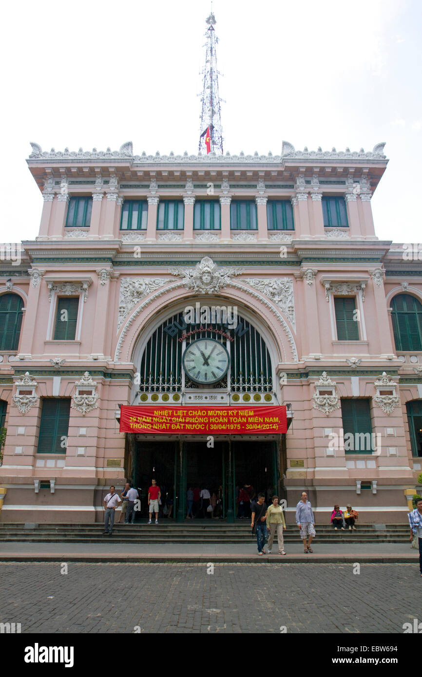 Esterno del Saigon Central Post Office situato nel centro cittadino di Ho Chi Minh City, Vietnam. Foto Stock