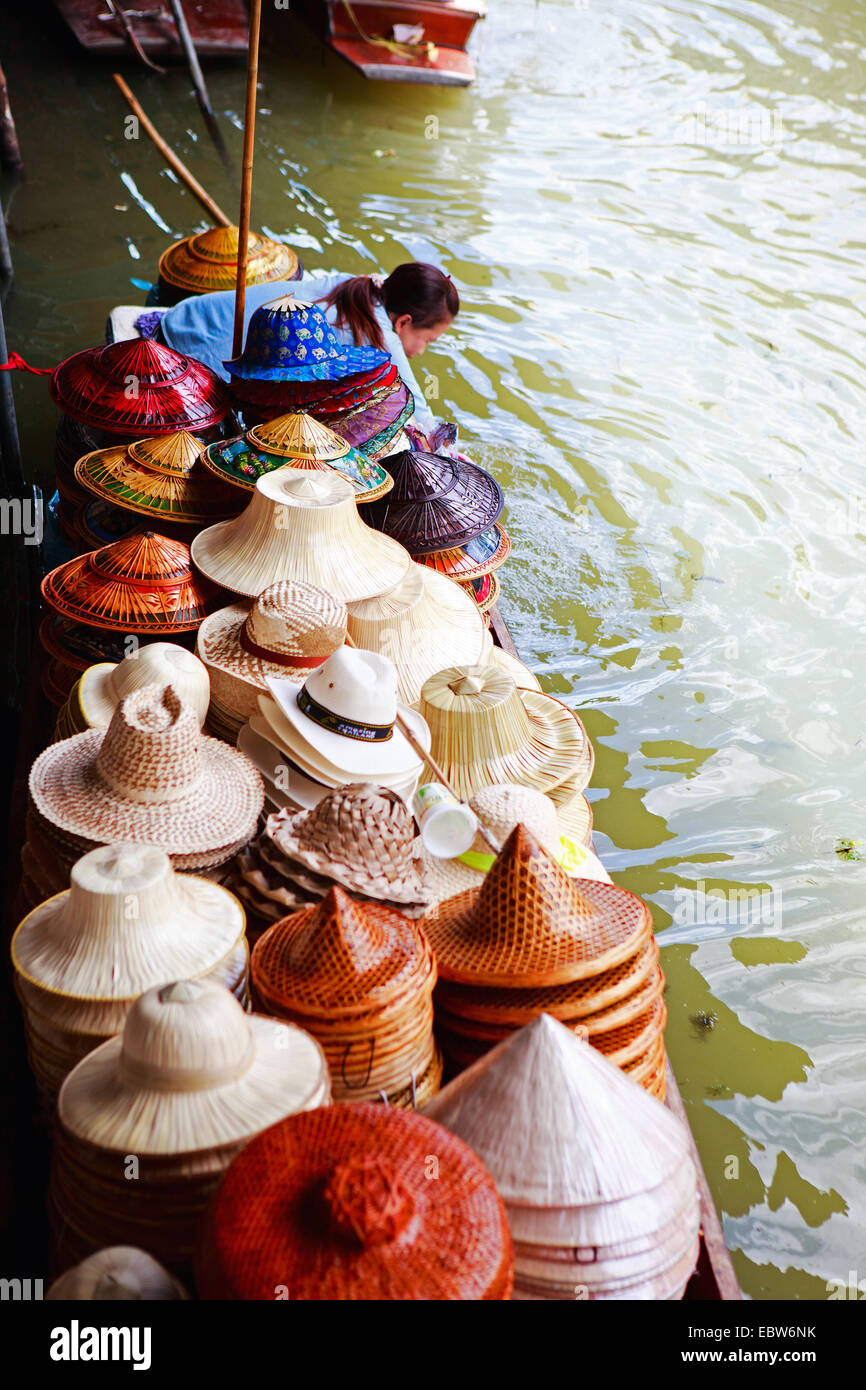 Cappelli tailandesi immagini e fotografie stock ad alta risoluzione - Alamy