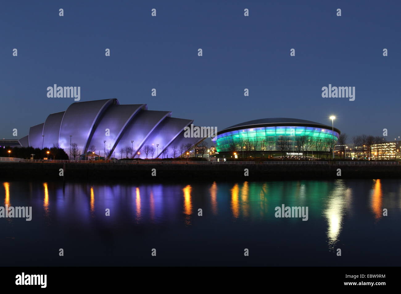 Armadillo e la Hydro di notte Glasgow Scozia Dicembre 2014 Foto Stock