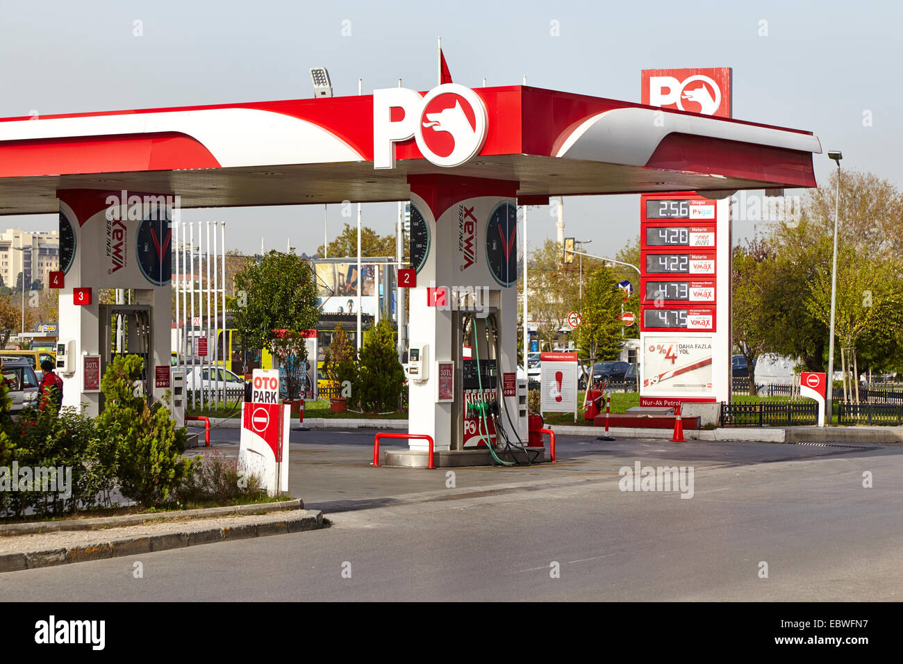 PO STAZIONE DI BENZINA Uskudar lato Asiatico di Istanbul Foto Stock