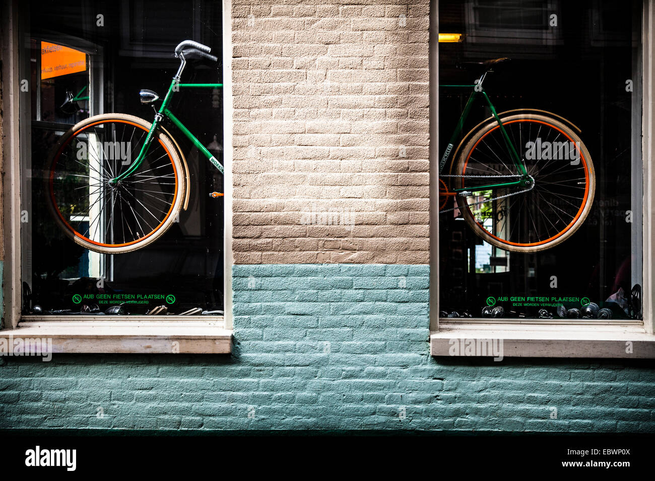 Negozio di Biciclette, quartiere Jordaan, Amsterdam, provincia Olanda Settentrionale, Paesi Bassi Foto Stock