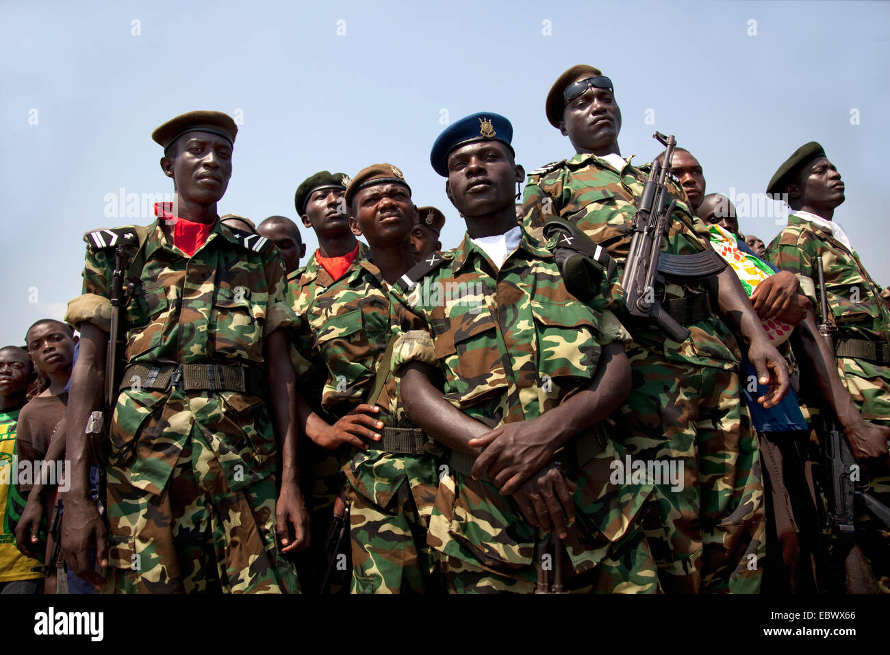 Parata militare a Giorno di Indipendenza (Juli 1), Burundi Bujumbura Marie, Bujumbura Foto Stock