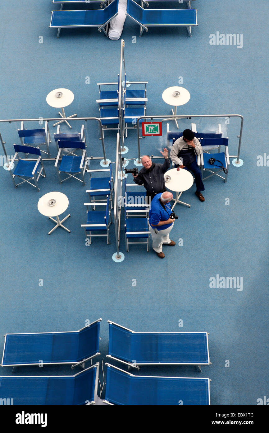 Vista del ponte superiore di una escursione in barca, in Germania, in Renania settentrionale-Vestfalia, Colonia Foto Stock
