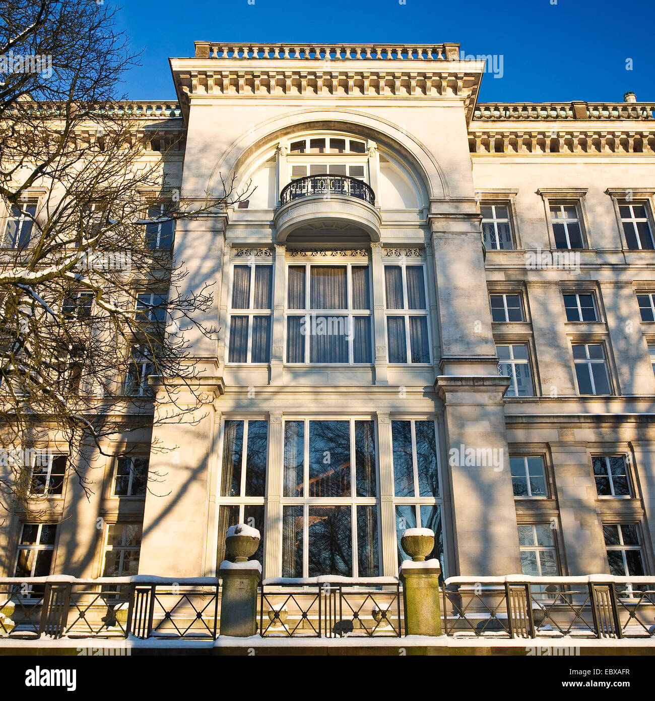 Villa Huegel in inverno, in Germania, in Renania settentrionale-Vestfalia, la zona della Ruhr, Essen Foto Stock