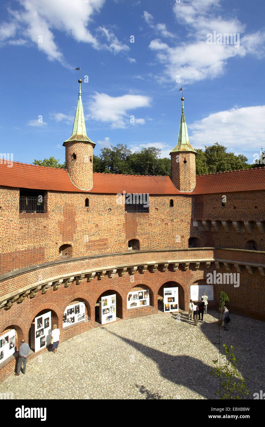 Barbican, cortile interno, Polonia, a Cracovia Foto Stock