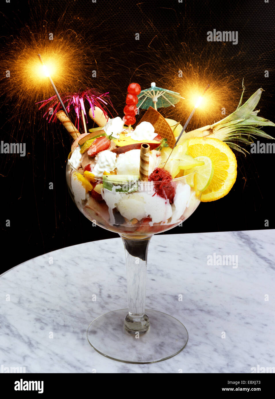 2 Bicchieri Per Gelato E Dessert In Acciaio Inox Con Piedino, 200 Ml, Eleganti E Lavabili In Lavastoviglie