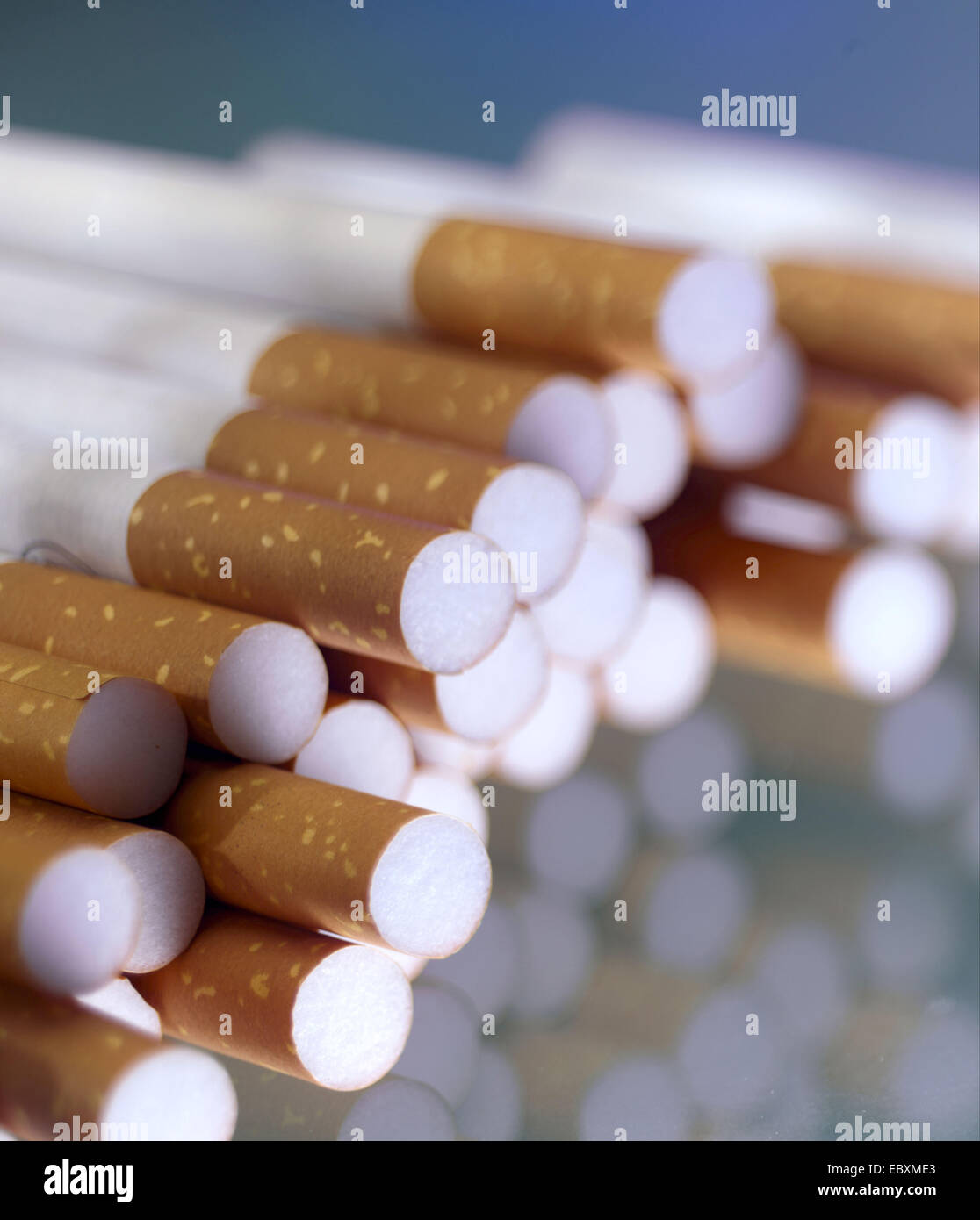Le sigarette con filtro, nicotin Foto Stock