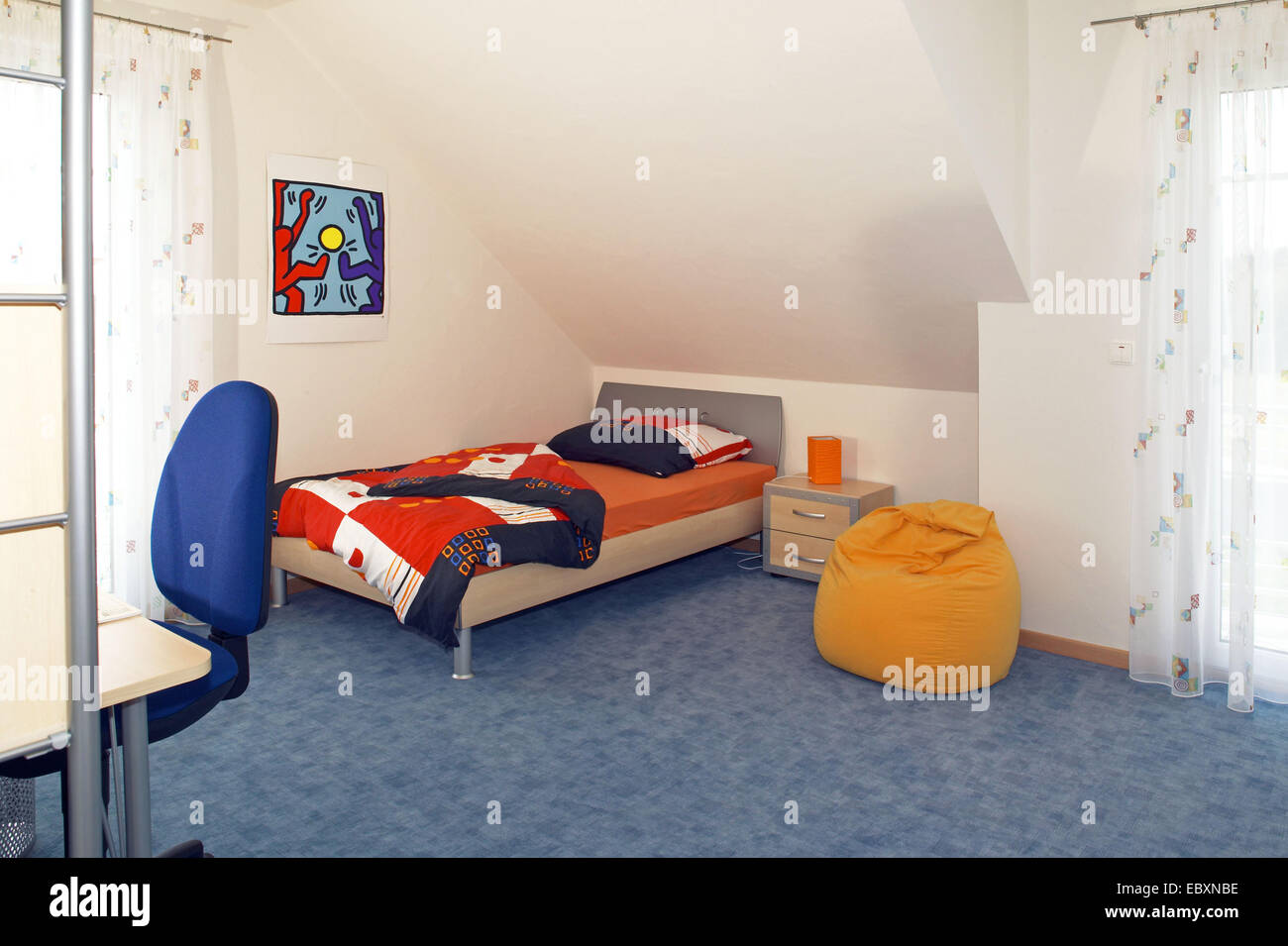Abitazione unifamiliare all'interno, la camera da letto Foto Stock
