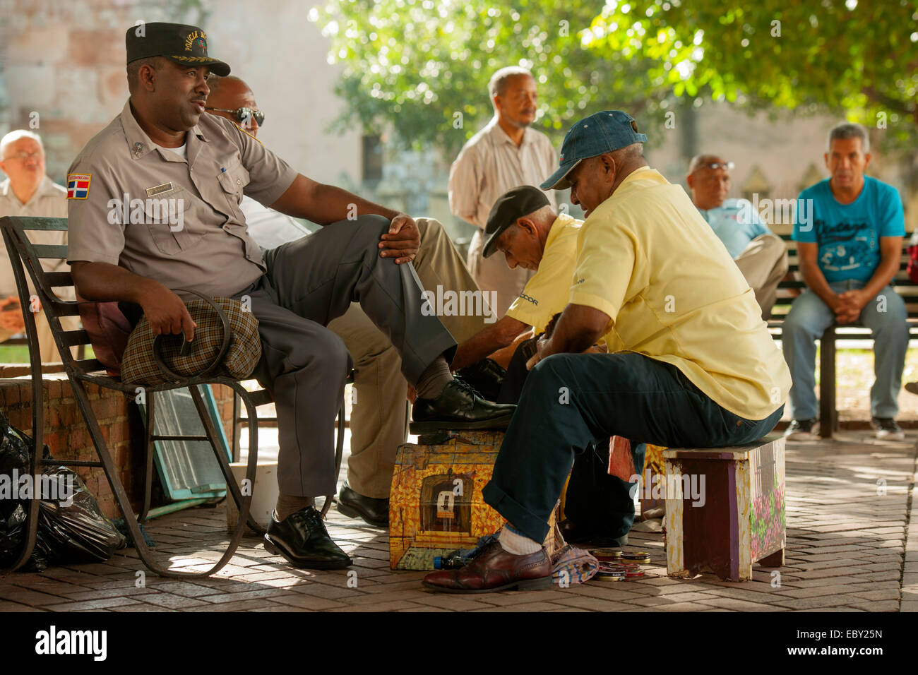 Dominikanische Republik, Santo Domingo, Zona Colonial, Zona Colonial, Parque Colon Schuputzer Foto Stock