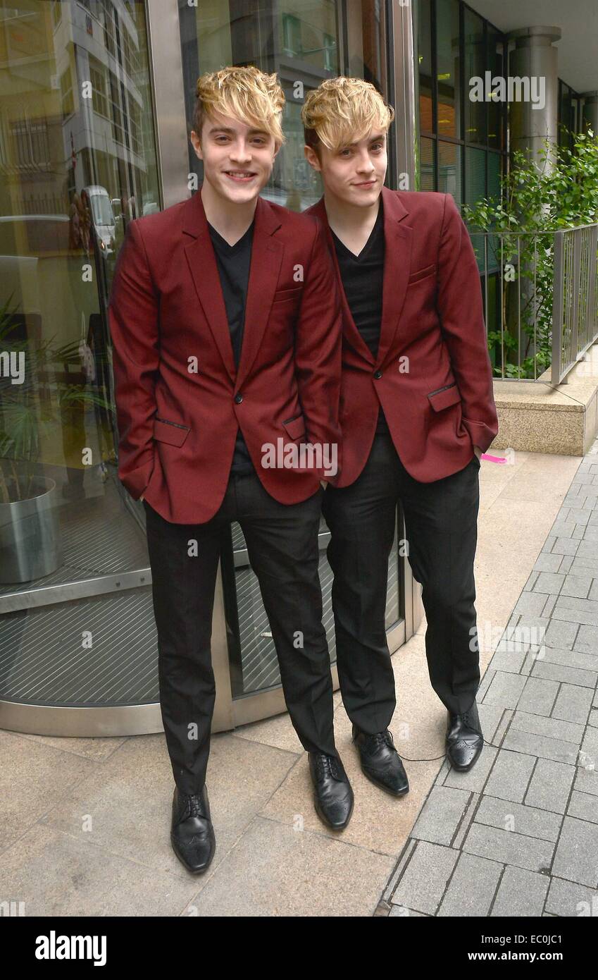 Jedward ad oggi della FM Ray Darcy show per promuovere il loro nuovo album "spirito libero' dotata di: Jedward,John Grimes,Edward Grimes dove: Dublino, Irlanda quando: 04 Giu 2014 Foto Stock