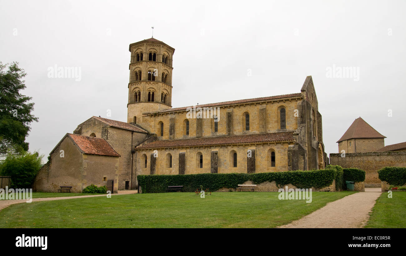 Anzy-le-Duc chiesa Foto Stock