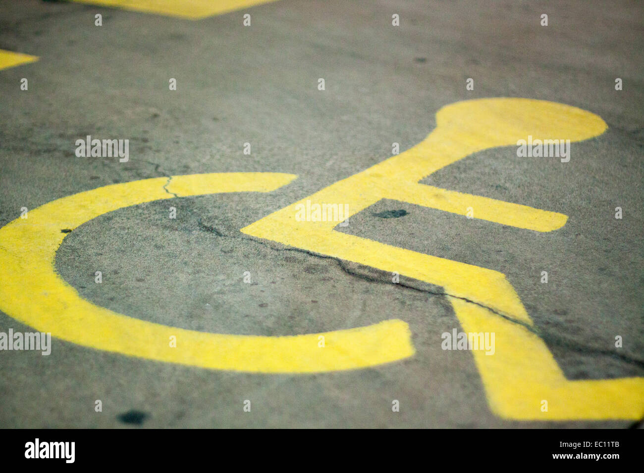 Cartello parcheggio disabili Foto Stock