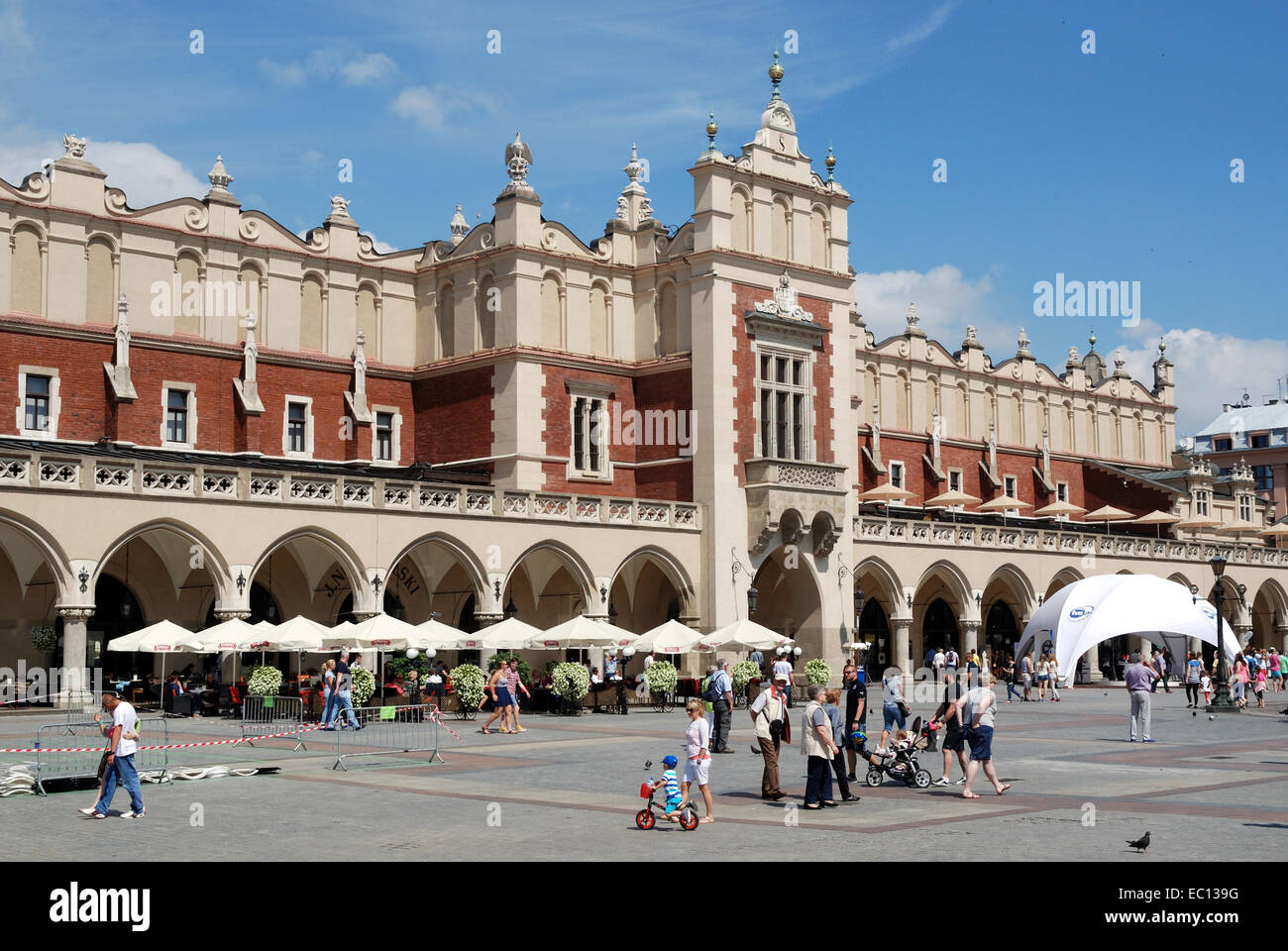 Panno Hall sulla piazza del Mercato di Cracovia in Polonia. Foto Stock