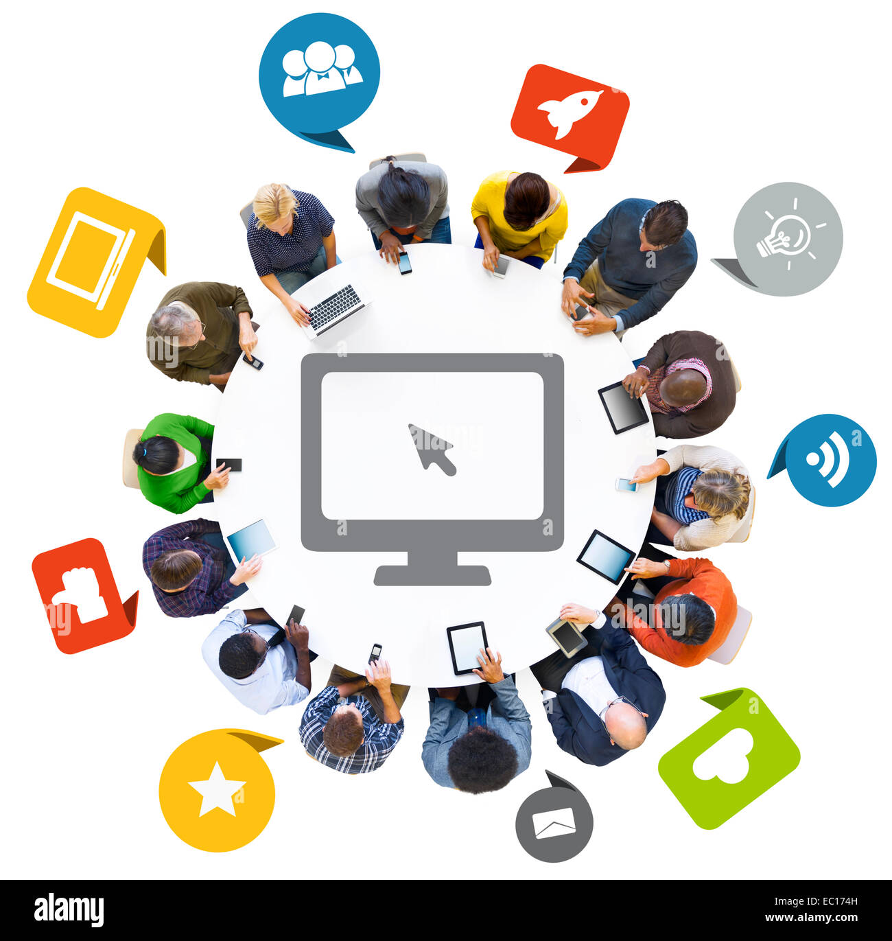 Gruppo multietnico di persone con il discorso di bolle e il simbolo Foto Stock