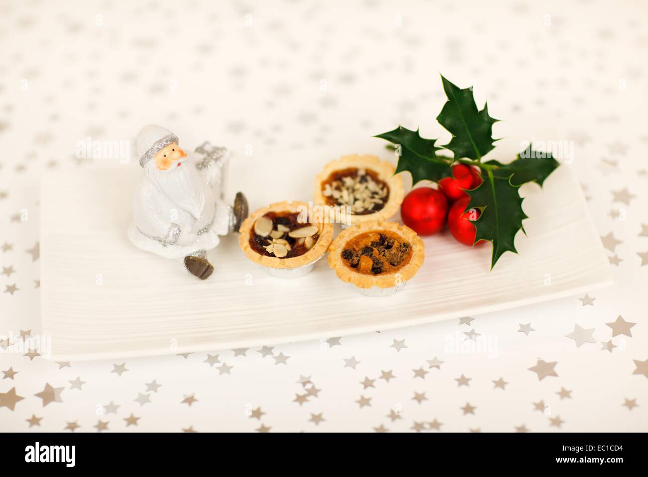 Biscotti di Natale e frutta Foto Stock