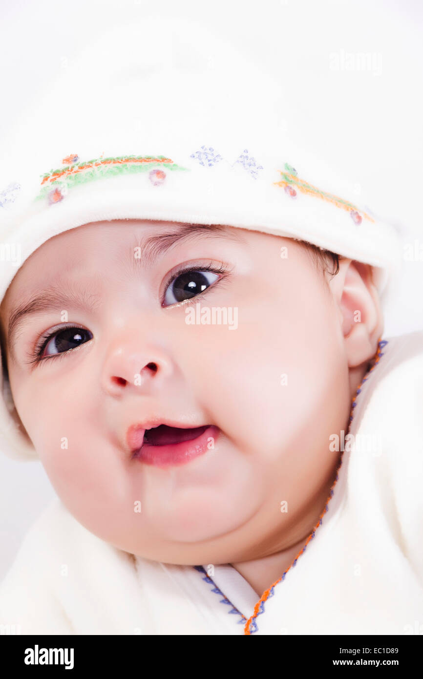 1 bambino indiano giocoso Foto Stock