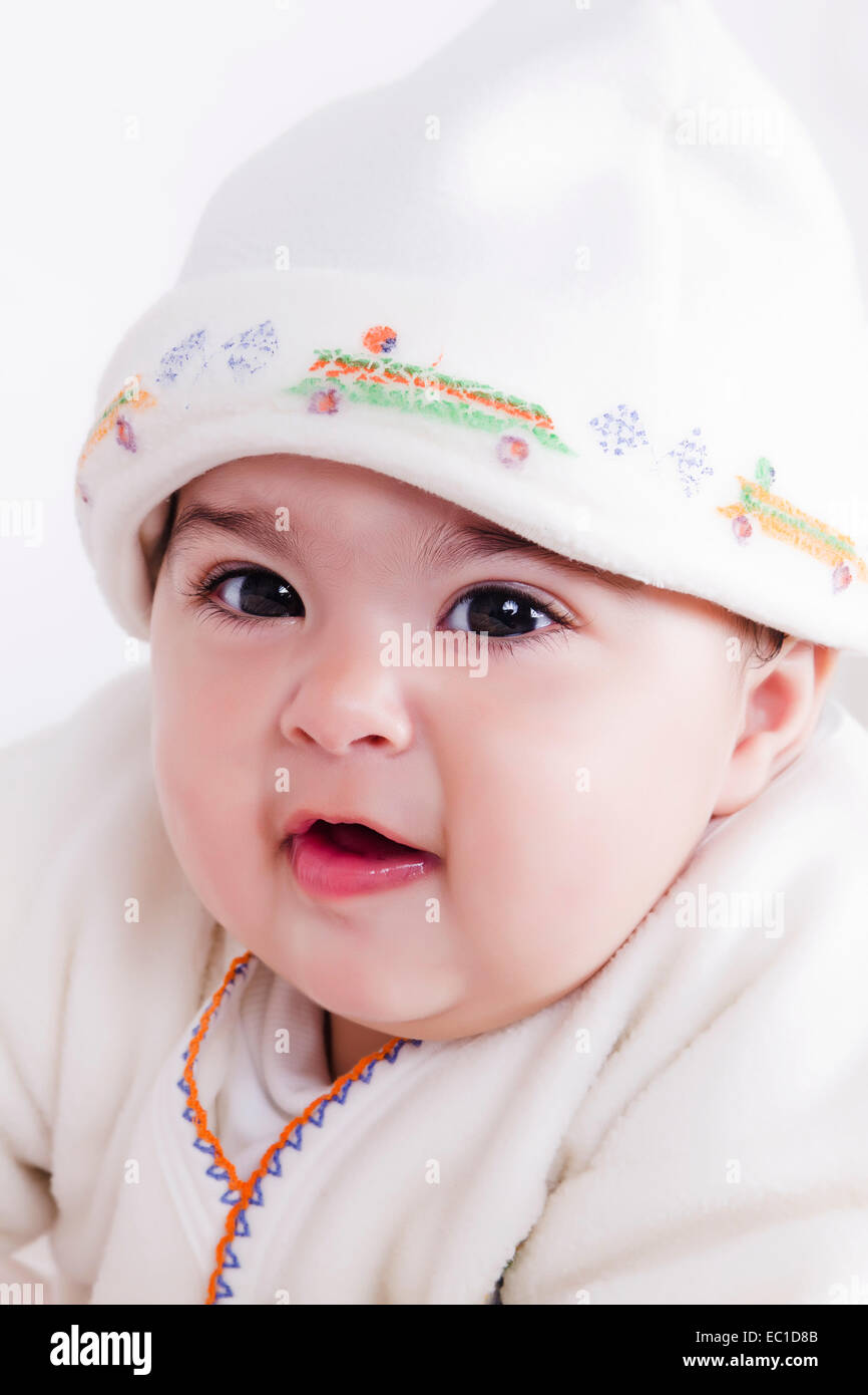 1 bambino indiano giocoso Foto Stock